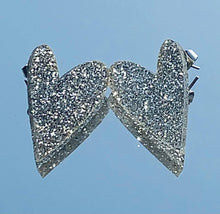 Load image into Gallery viewer, Leopard or Glitter Primitive Heart Earrings
